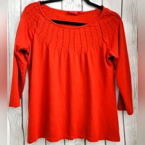 Women's Top